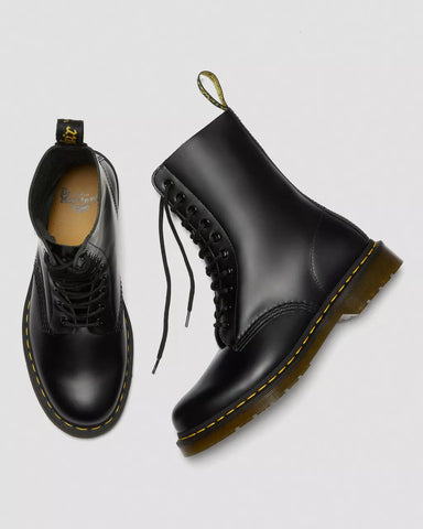 1490 SMOOTH MID CALF BOOTS