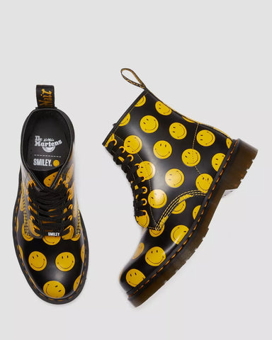 1460 SMILEY® SMOOTH LACE UP BOOTS