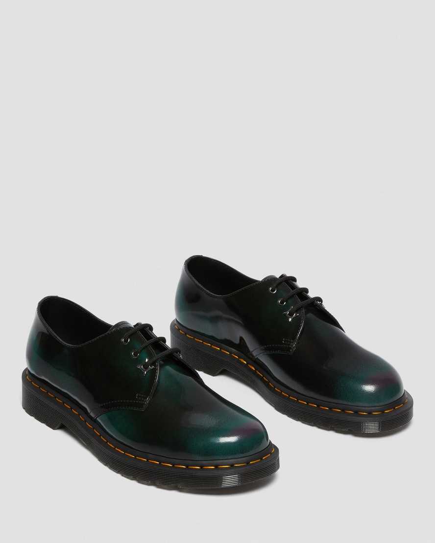 garden state plaza dr martens